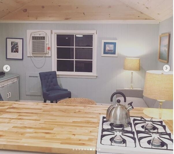 Foto del edificio - 10563 S W Bay Shore Dr