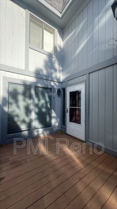 Building Photo - 3963 Kings Row