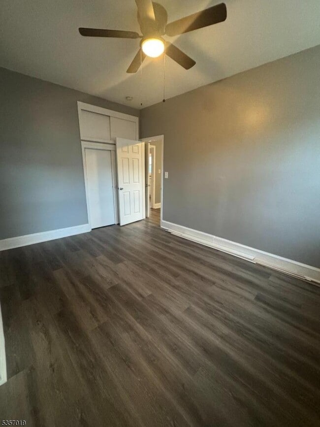 Building Photo - 381 Lanza Ave