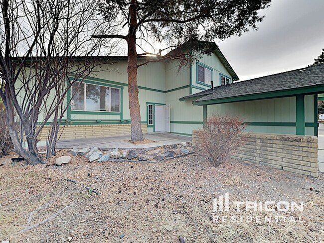 Foto del edificio - 4170 Snowshoe Ln