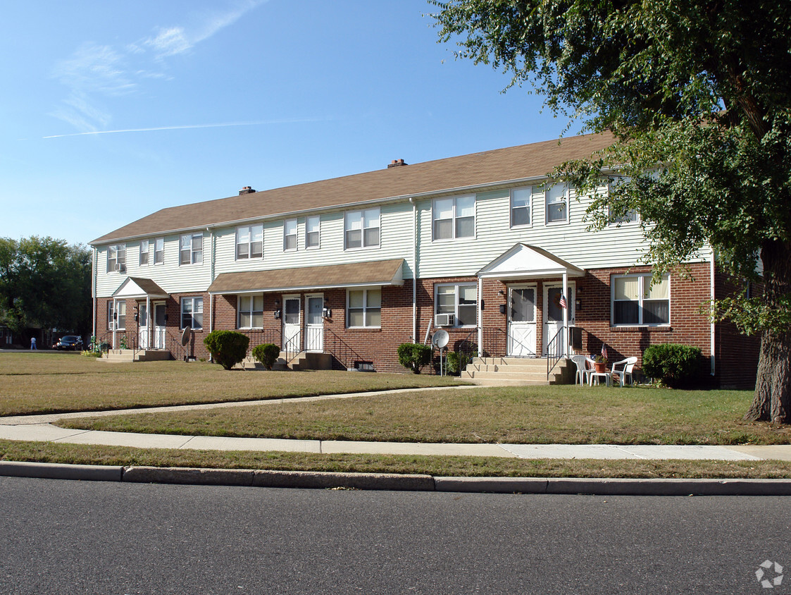 Foto del edificio - Paulsboro Gardens Apartments