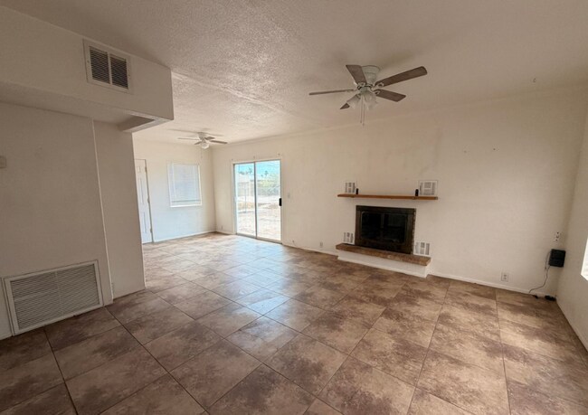 Foto del edificio - Quaint 3 Bed 1 Bath Home in the Heart of Florence, AZ!
