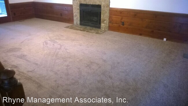 Building Photo - 3 br, 2.5 bath House - 5401 Sunningdale Drive