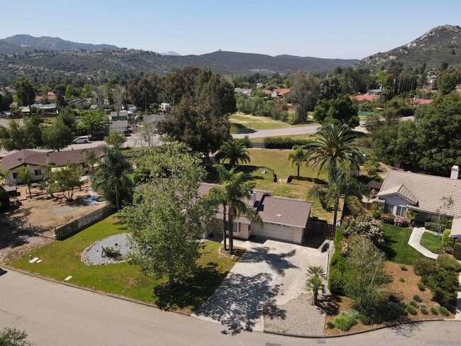 Building Photo - 16328 Bassett Ct