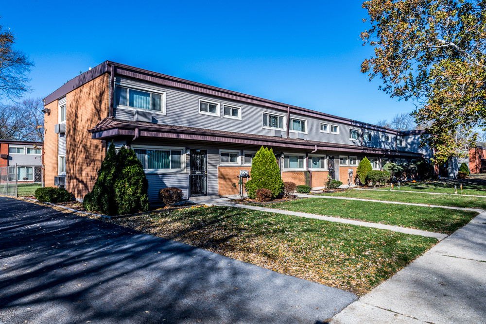 Primary Photo - Dorchester Townhomes