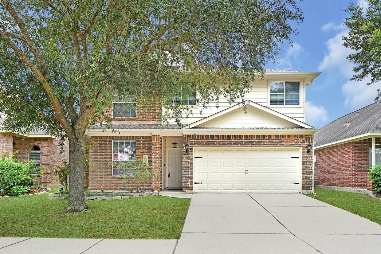 Primary Photo - 26418 Richwood Oaks Dr