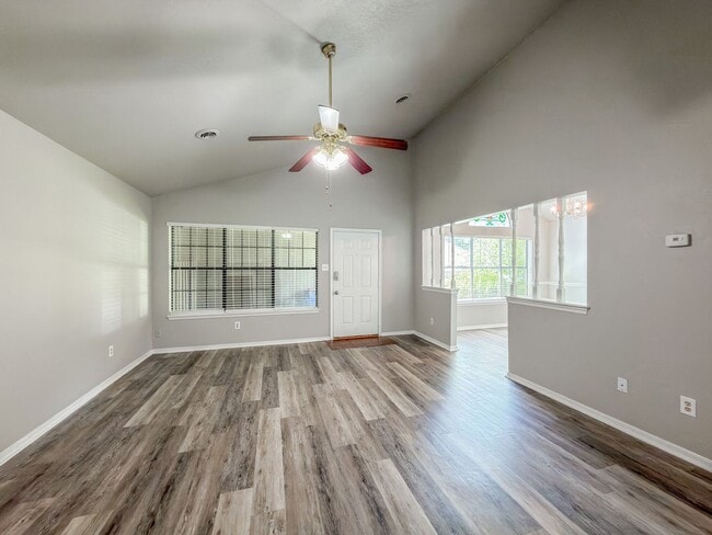 Building Photo - 35 Aberdeen Cir