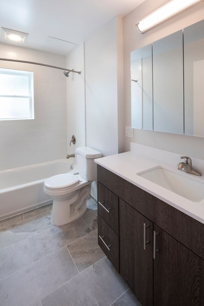 Interior Photo - The Parkview at Polifly: In-Unit Washer & Dryer, Heat and Water Included, and Cat & Dog Friendly