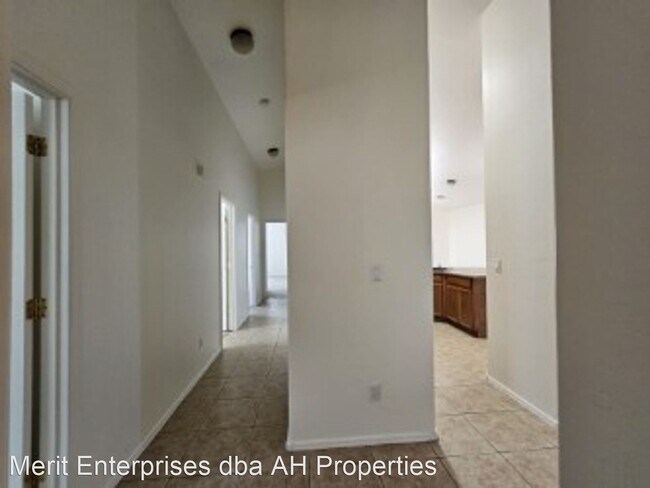 Foto del edificio - 3 br, 2 bath House - 7204 S 56TH LN