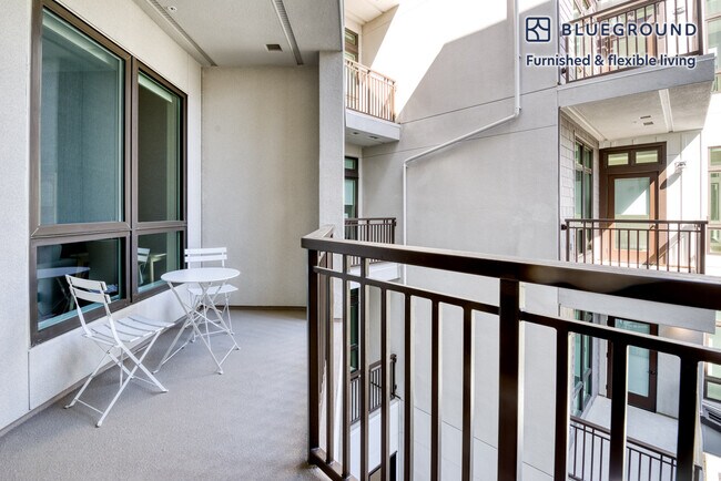 Foto del edificio - 605 E Evelyn Ave