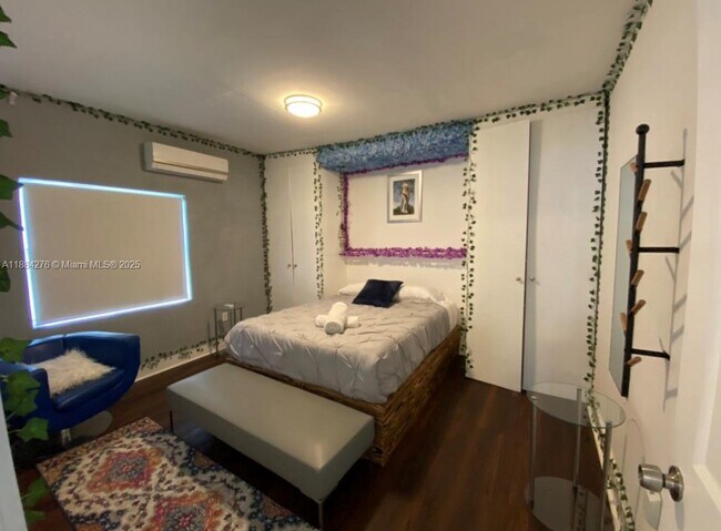Foto del edificio - 274 NW 32nd St