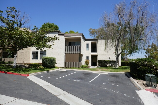 Unit #41 - 432 Edgehill Ln