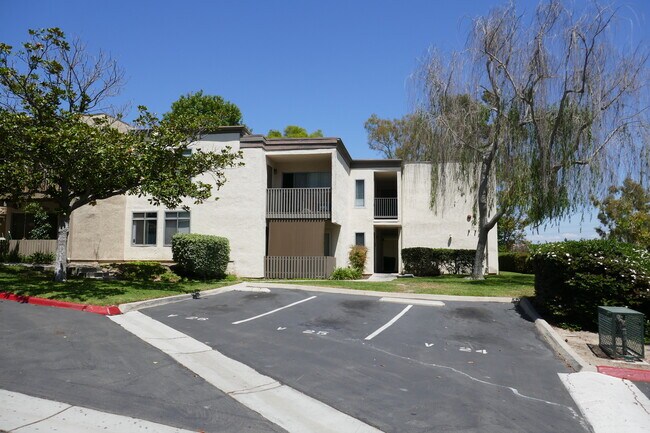 Unit #41 - 432 Edgehill Ln