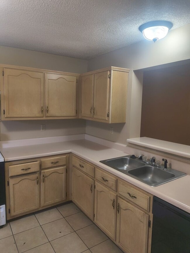 Building Photo - 8352 Keeli Cove