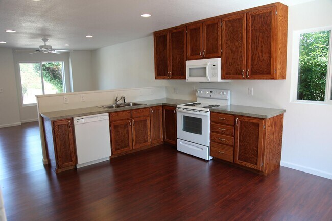 Foto del edificio - 233 Whitman St S