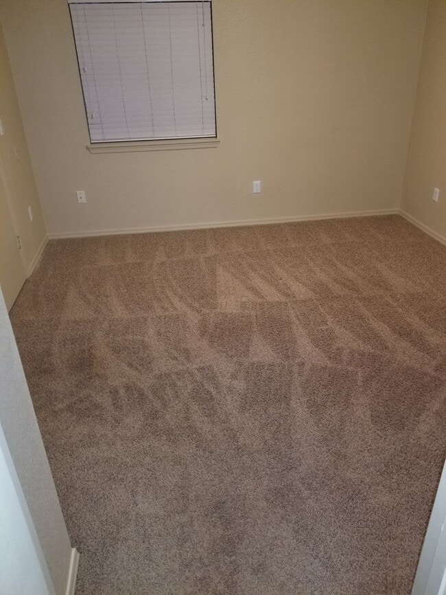 Building Photo - Upgraded West-Flagstaff Condo in the Arbor...