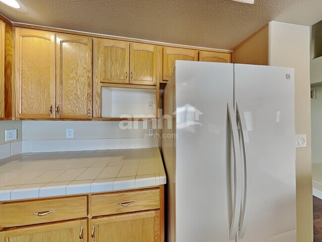 Building Photo - 9782 Silver Dusk Ct