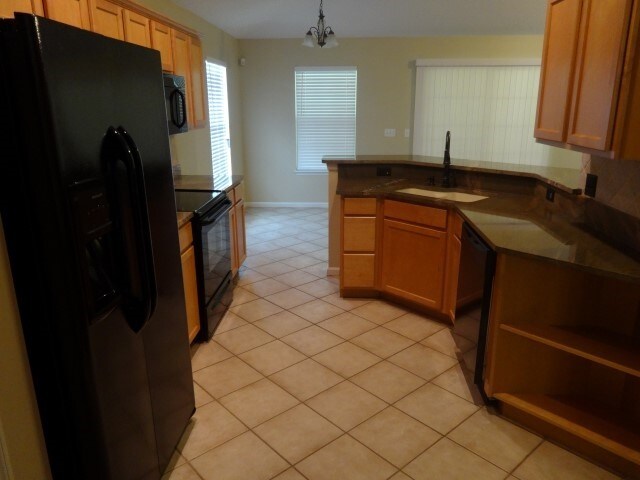 Building Photo - 8098 Keswick Court