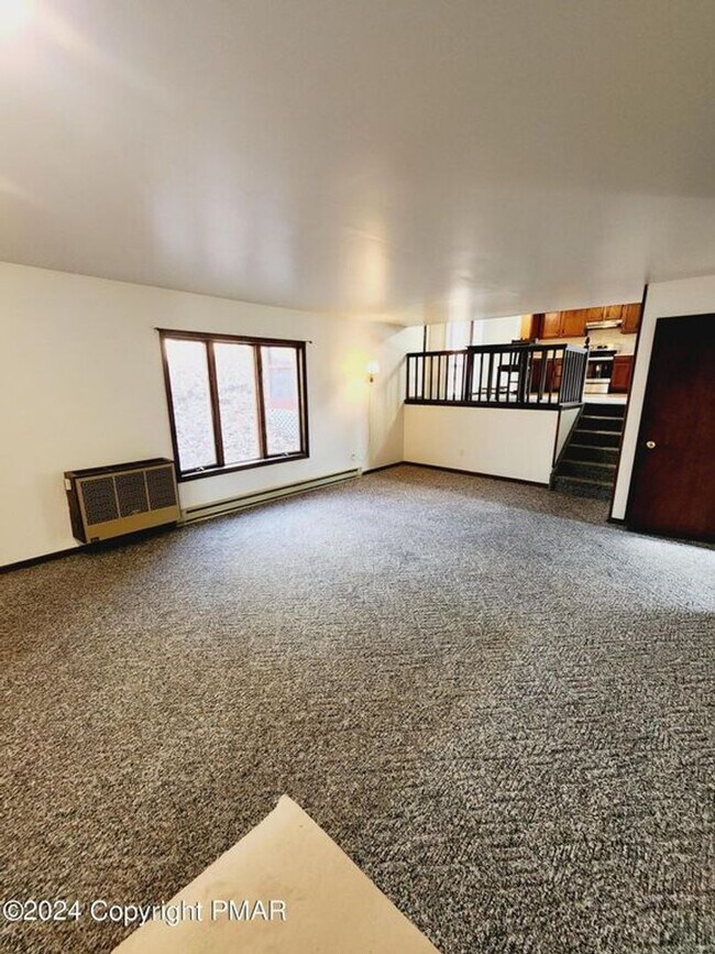 Building Photo - Amazing 4 bedroom home in Jackson Township!