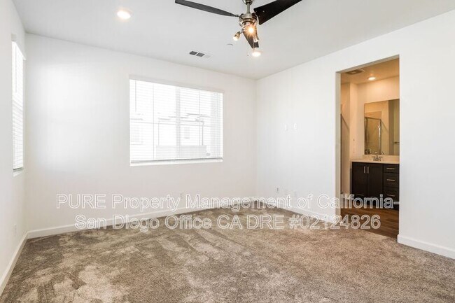 Foto del edificio - 812 Mateo St