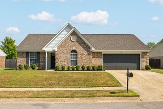Building Photo - 8332 Grayce Dr