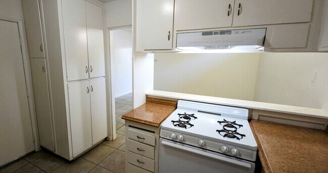 Foto del edificio - NO APPLICATION FEES (Section-8 Ok) 3-Bed A...