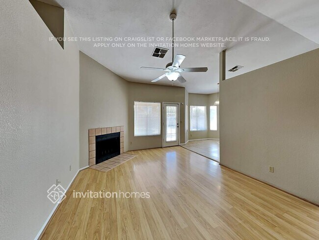 Foto del edificio - 5427 N 74th Ave