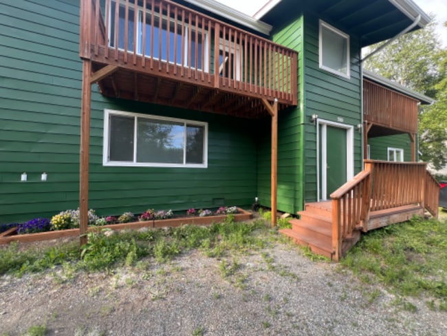 Building Photo - 5865 E Bogard Rd