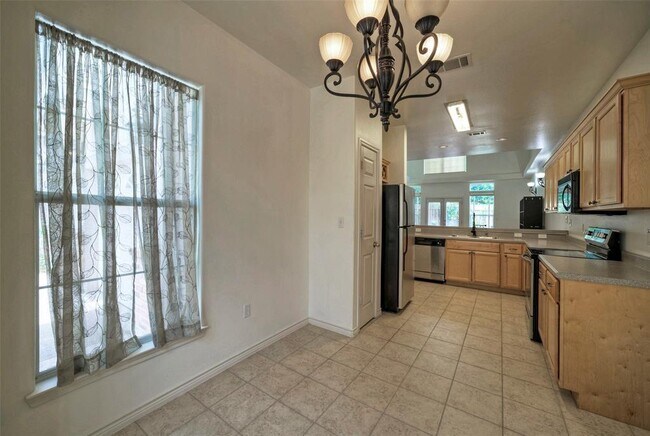 Foto del edificio - 12289 Mulligan Glen Ct