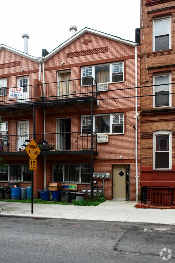 Primary Photo - 442 E 136th St