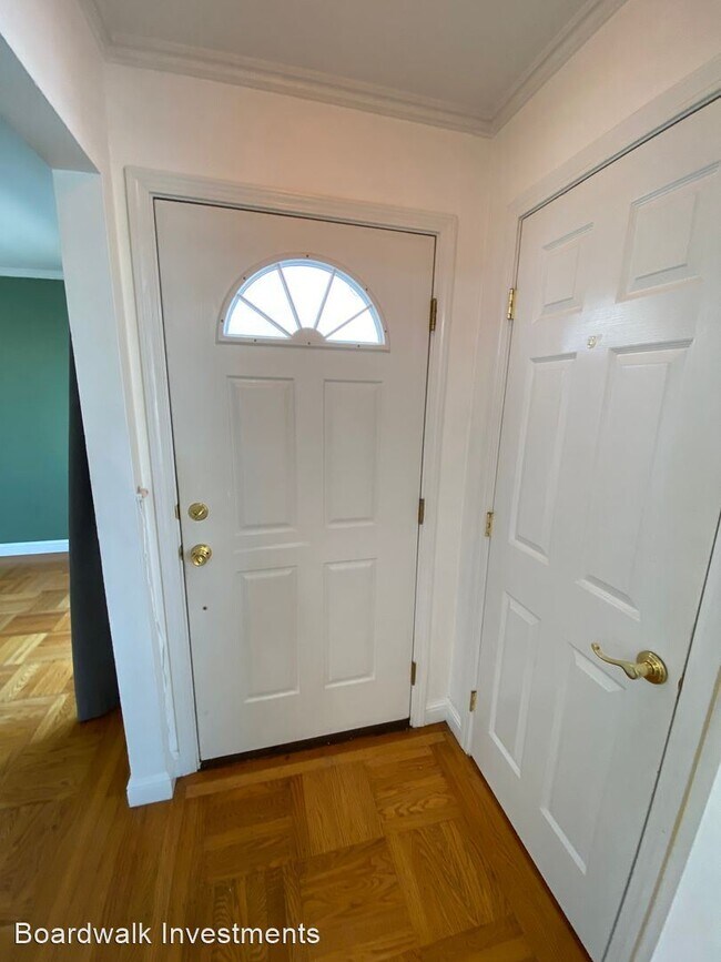Foto del edificio - 2 br, 1 bath House - 539 Campbell Ave.