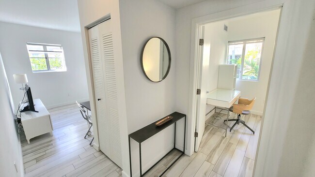 Foto del edificio - 1560 Meridian Ave