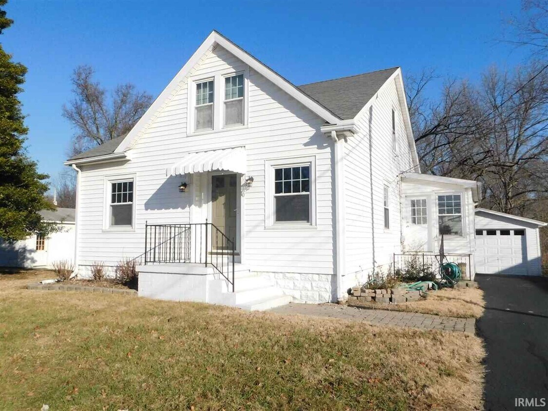 10 Campground Rd, Evansville, IN 47710 House Rental in Evansville, IN