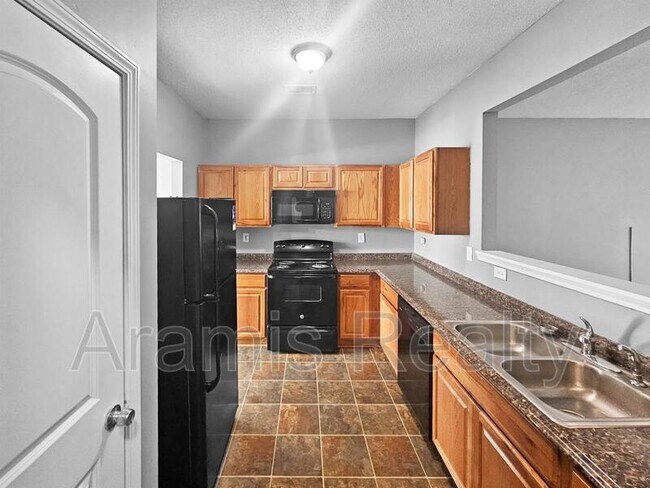 Building Photo - 6088 Oak Bend Ct