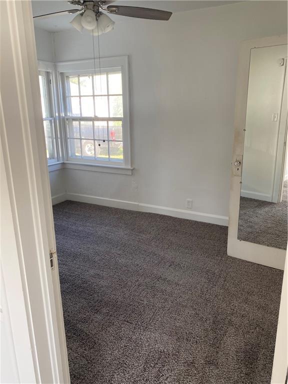Foto del edificio - 4946 Camden St