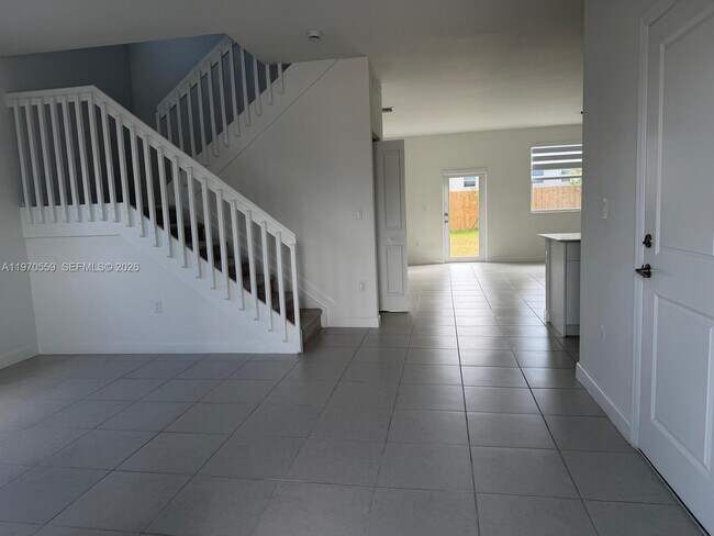 Foto del edificio - 2638 SE 9th St