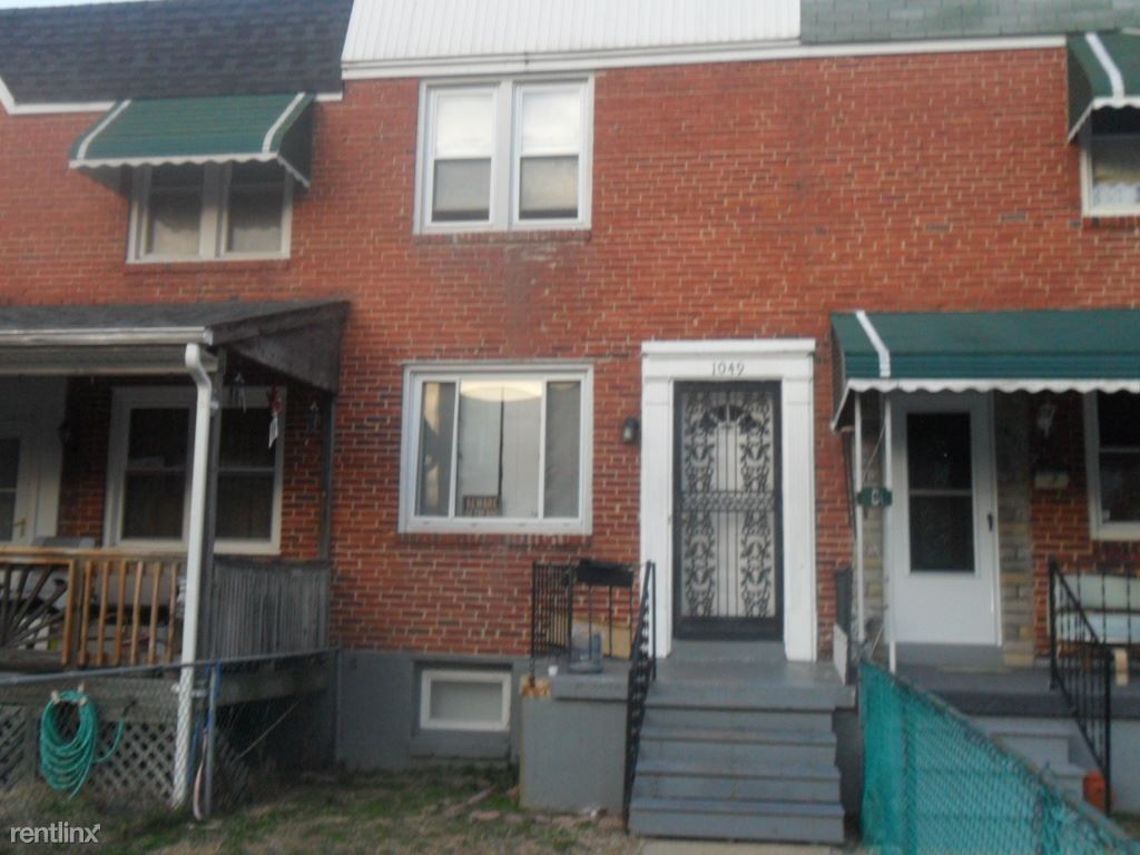 Primary Photo - 1049 Parksley Ave