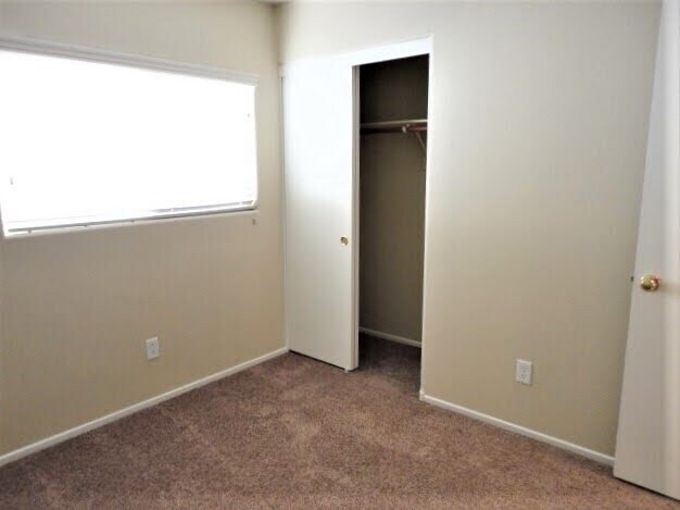 Building Photo - 6358 W Haleh Ave