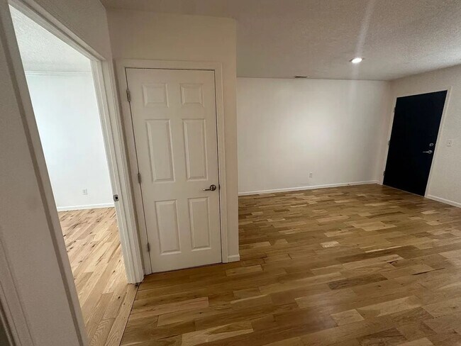 Foto del edificio - 316 S Marion St