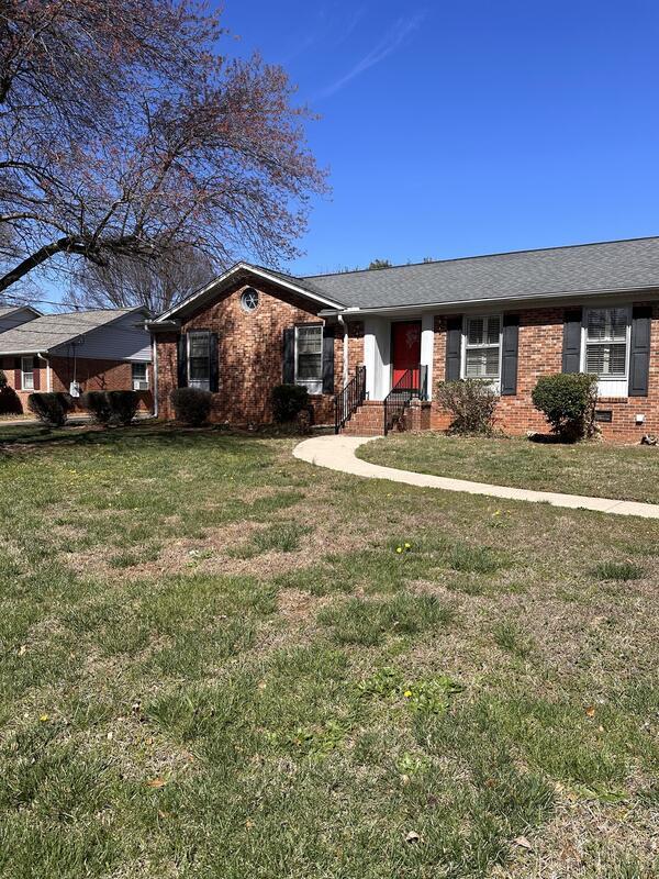 Building Photo - 21 Seabury Dr