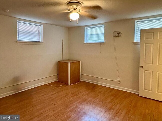 Foto del edificio - 1316 Rowe St
