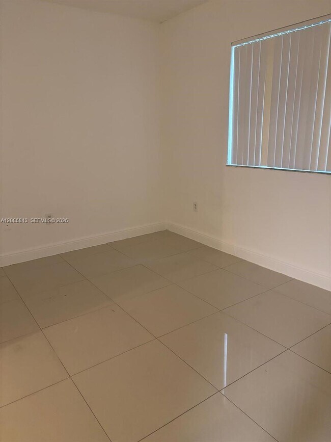 Foto del edificio - 11060 SW 196th St