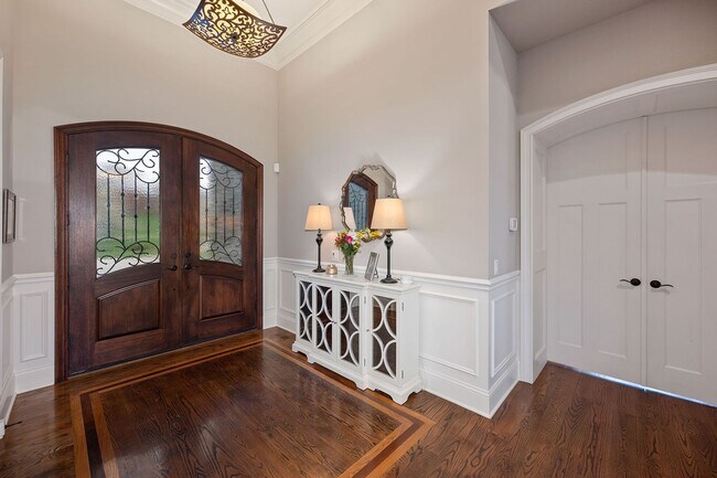 Foto del edificio - Anderson Township- Immaculate 4 bedroom on...