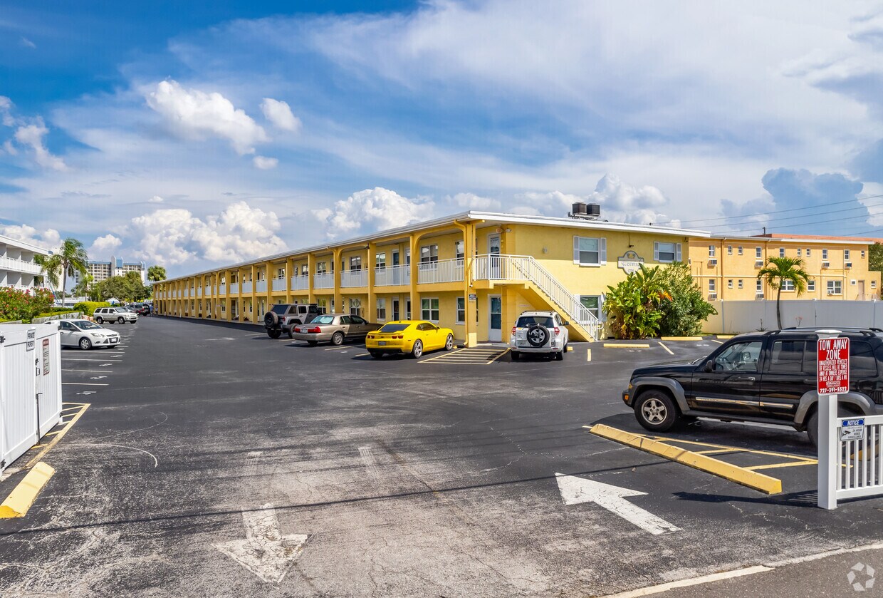 Building Photo - Westwind Condos