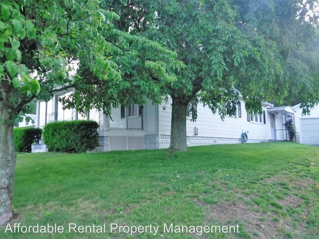 Building Photo - 14237 Edgemont Rd