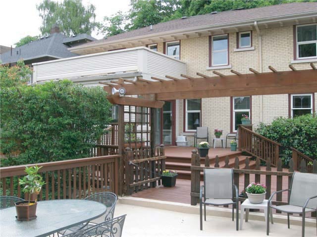Building Photo - TriMark Manor
