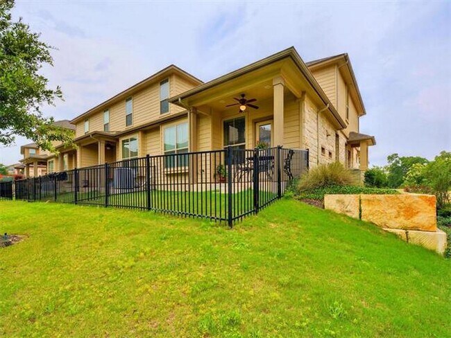 Foto del edificio - 14001 Avery Ranch Blvd
