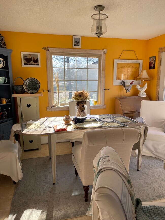 24 Fleetwood Dr, Plainville, CT 06062 House Rental in Plainville, CT