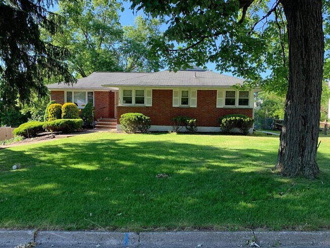 Foto del edificio - 3137 Belmont Ave
