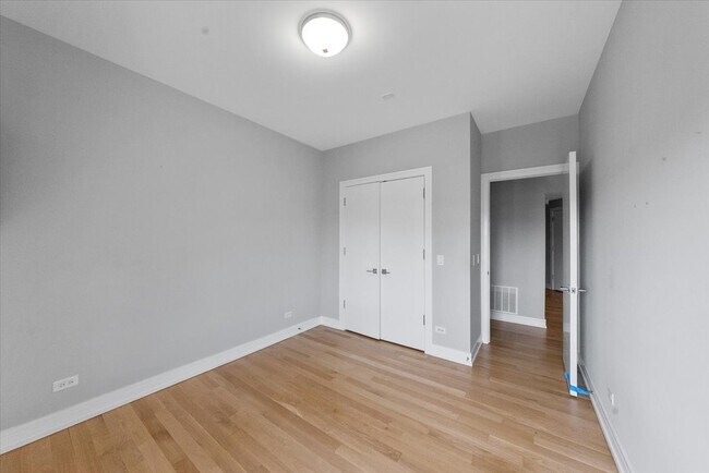 Foto del edificio - 650 N Morgan St